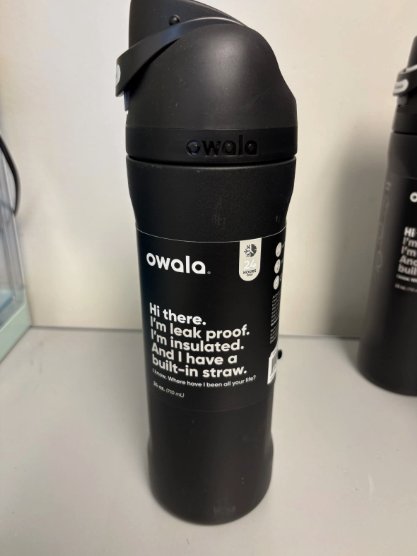 Owala 24 oz Water Bottle Black - Brand New With Slight Blemish Scratch or Dent
